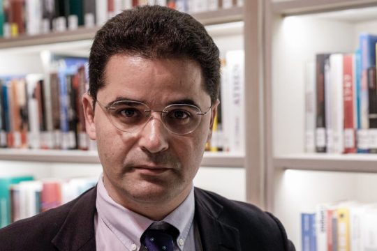 Κουκάκης για Τζαβέλλα και το νέο «θάψιμο» των υποκλοπών: «Να απολογηθεί στους συναδέλφους του και στην Ιστορία»